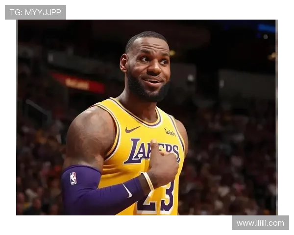 41岁依然保持高分詹姆斯连续20年评分90以上令人惊叹